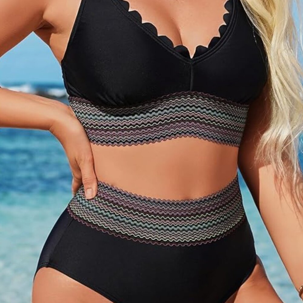 (S) NWT 2  PIECE Scallop Edged Top w/ High waisted bottom Thick Colorful Bands